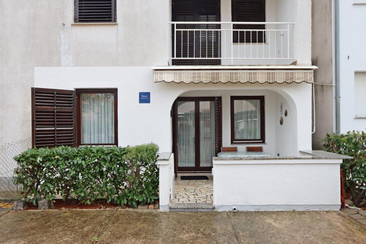 Apartments With A Parking Space Vantacici, Krk - 18476 مالينسكا المظهر الخارجي الصورة