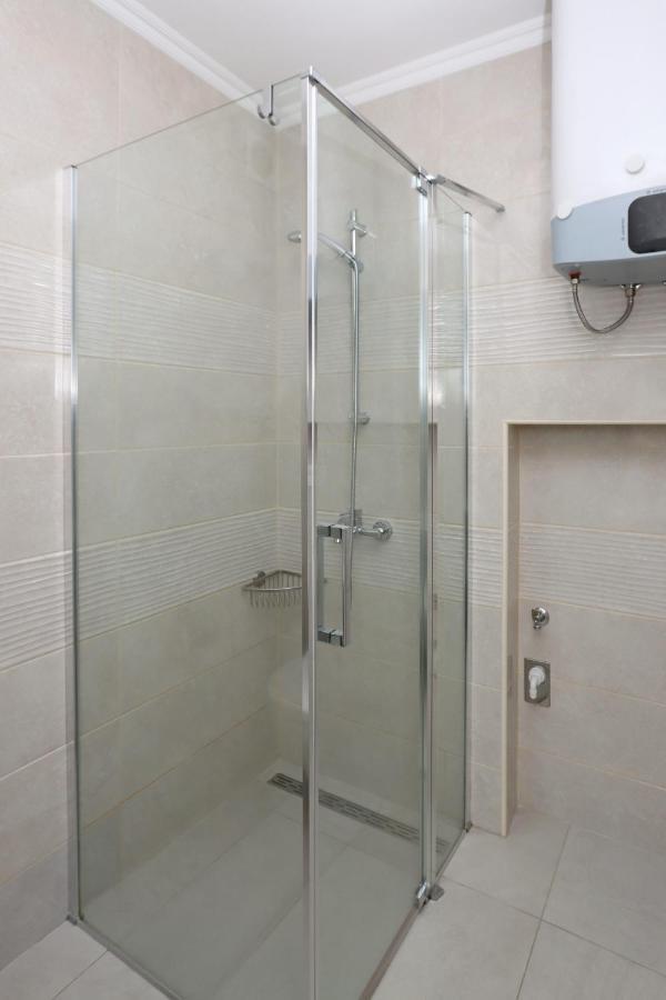 Apartments With A Parking Space Vantacici, Krk - 18476 مالينسكا المظهر الخارجي الصورة